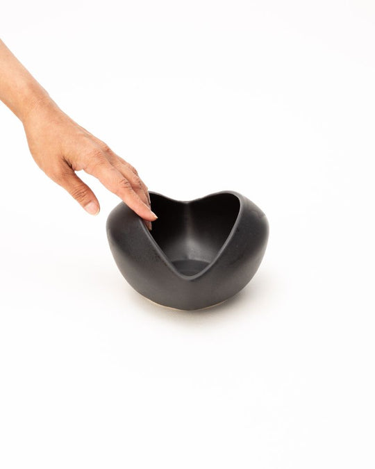 Small Whirl Bowl (730 ml) Matt Black