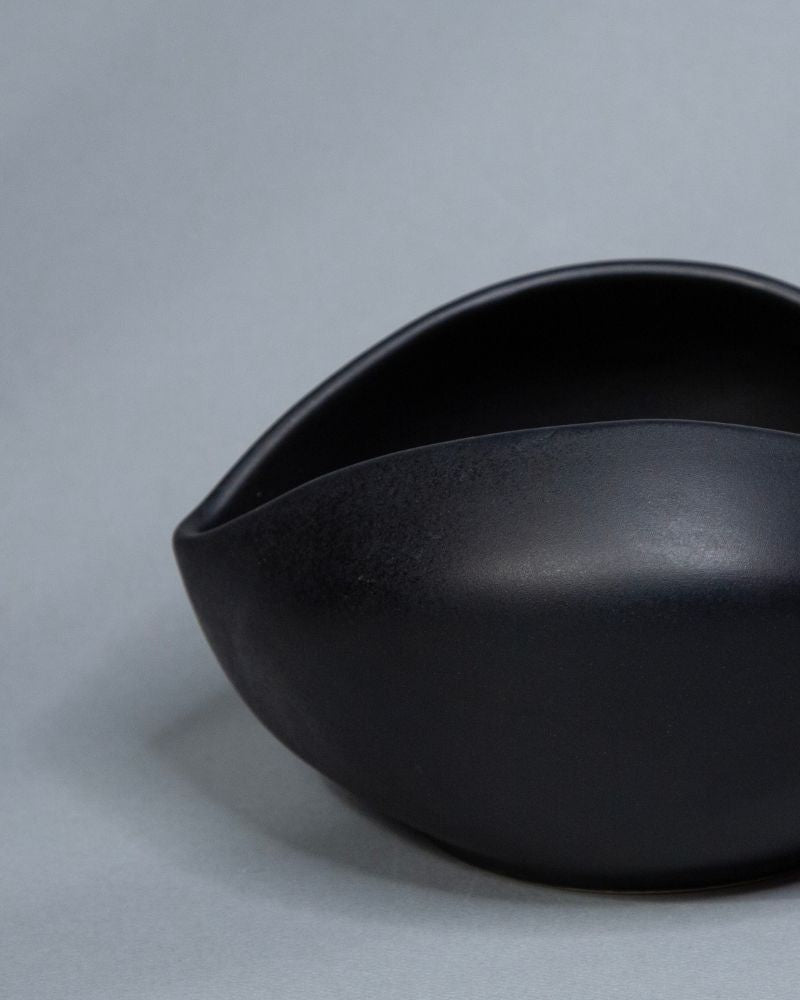 Small Whirl Bowl (730 ml) Matt Black